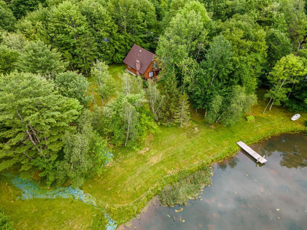 Bluebird Manor On The Water, 2 Acres & Amenities Villa Liberty Ngoại thất bức ảnh